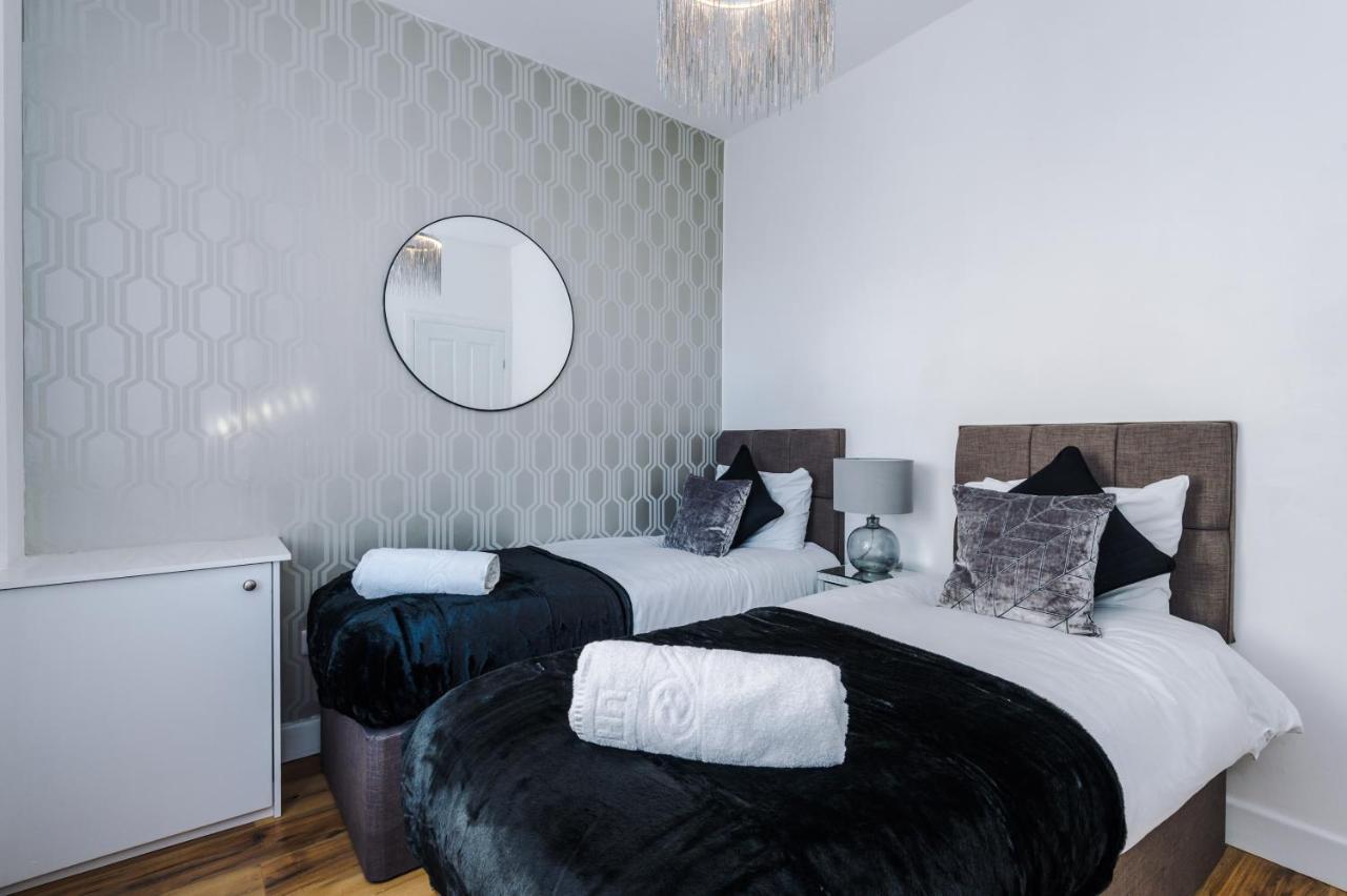 3 Bedroom House Manchester Hosted By Mcr Dens Zewnętrze zdjęcie