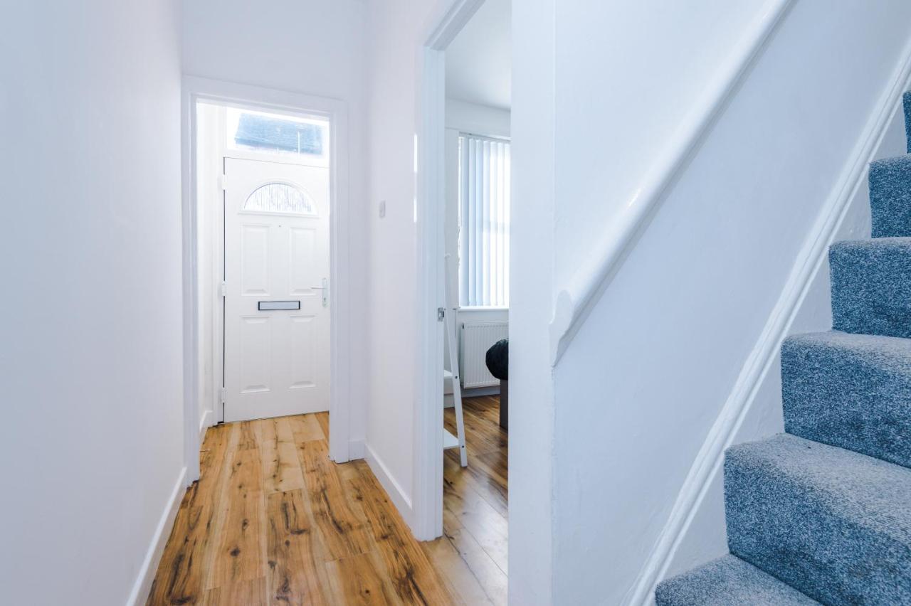 3 Bedroom House Manchester Hosted By Mcr Dens Zewnętrze zdjęcie