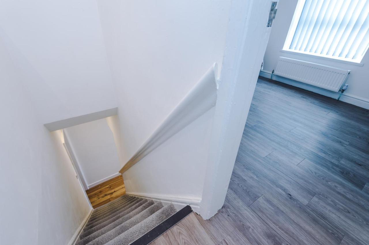 3 Bedroom House Manchester Hosted By Mcr Dens Zewnętrze zdjęcie